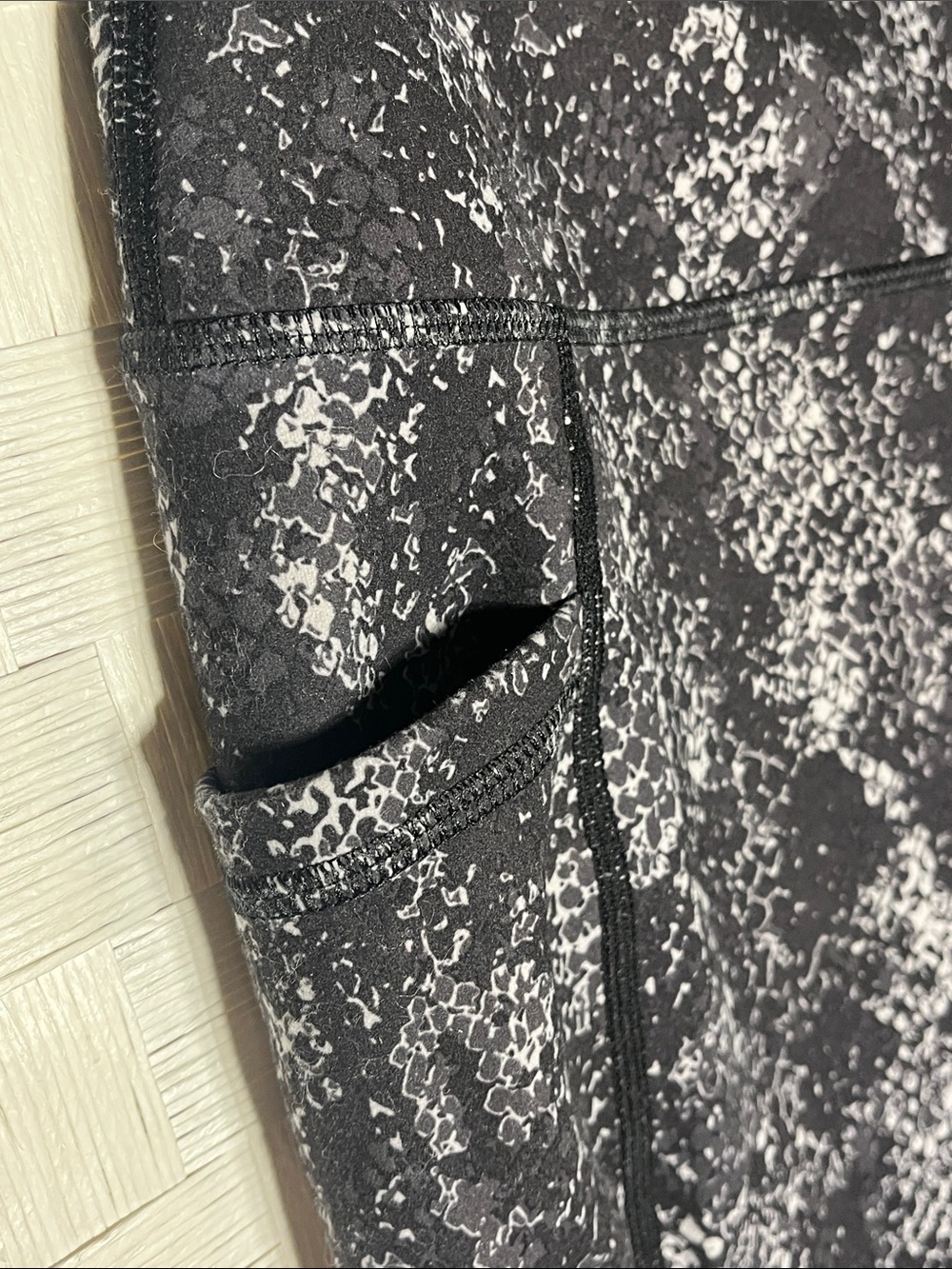 RBX Black & Gray Snake-Print Leggings - Picture 3 of 6